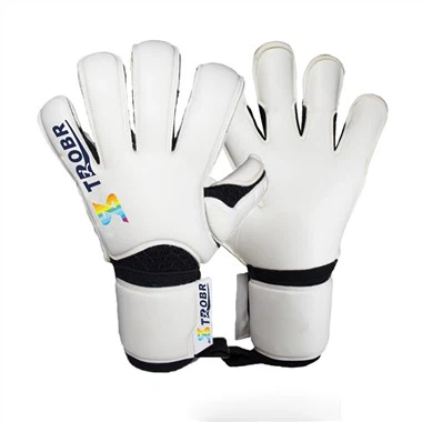 Вратарски ръкавици с изкуствена трева